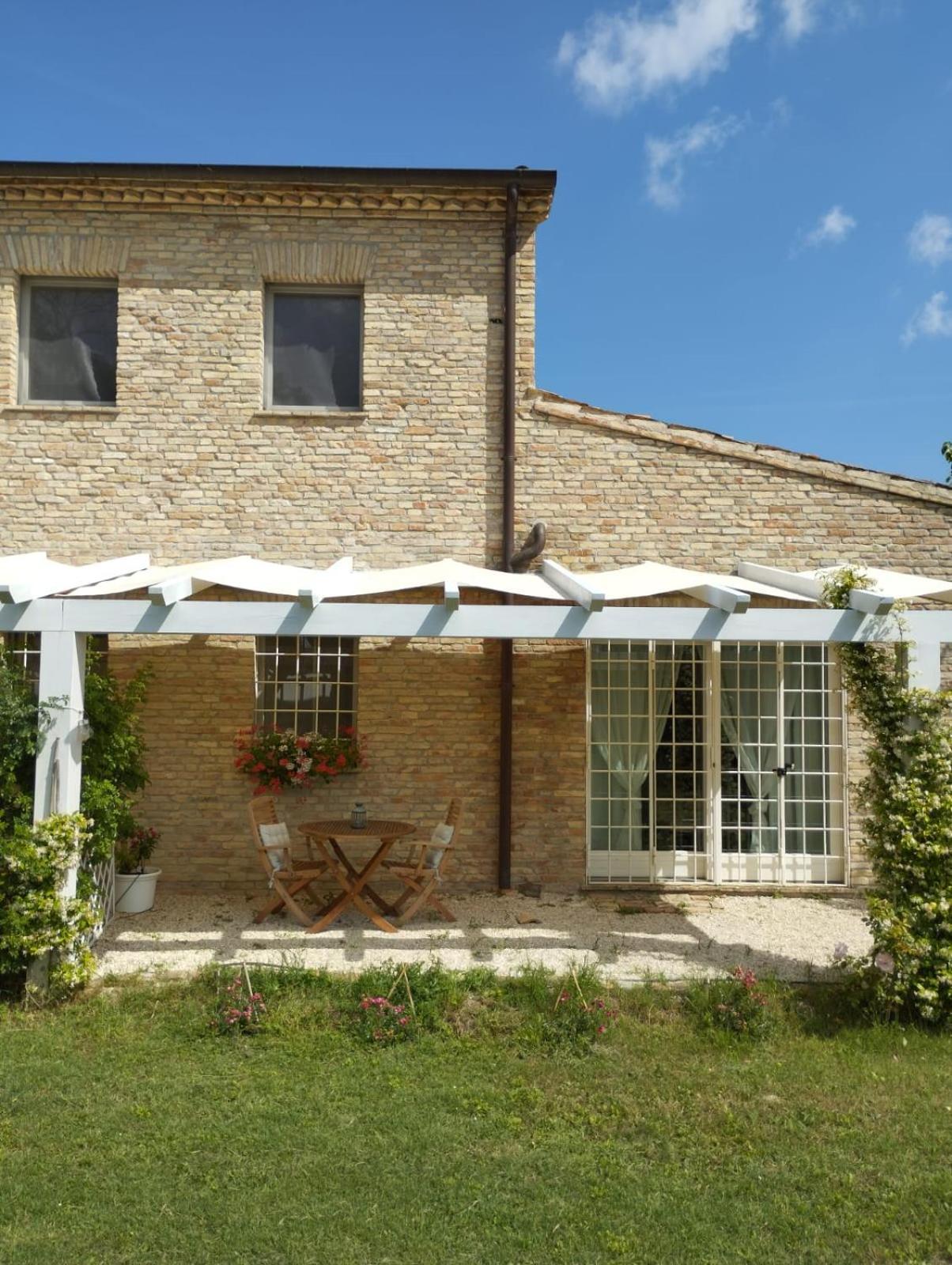 Il Giardino Nella Valle Belvedere Ostrense Δωμάτιο φωτογραφία